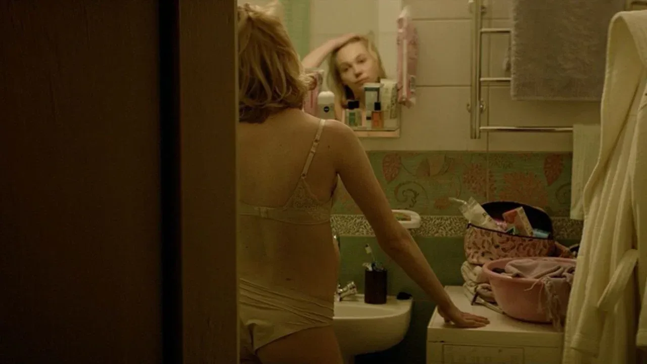 Loveless, still 1